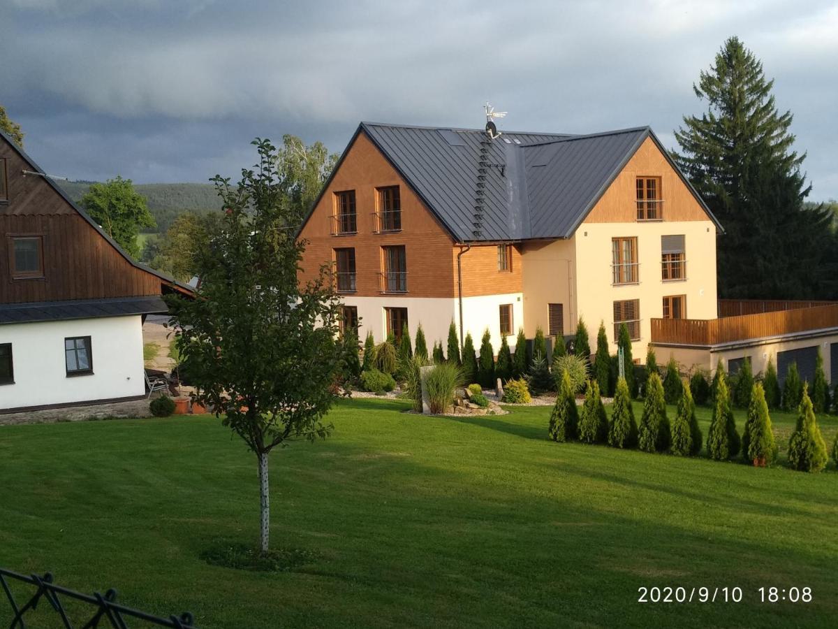 Apartmán Nad terasou Říčky Esterno foto